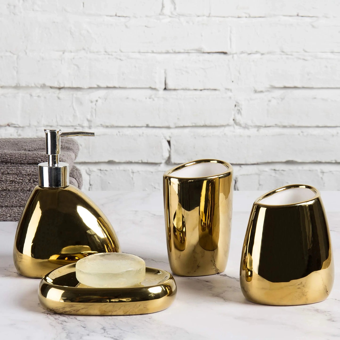 Acessório Do Banheiro De Ouro Conjunto com Saboneteira, Mouthwash Cup, Toothbrush Holder, Presente Do Banheiro, 4 Pcs