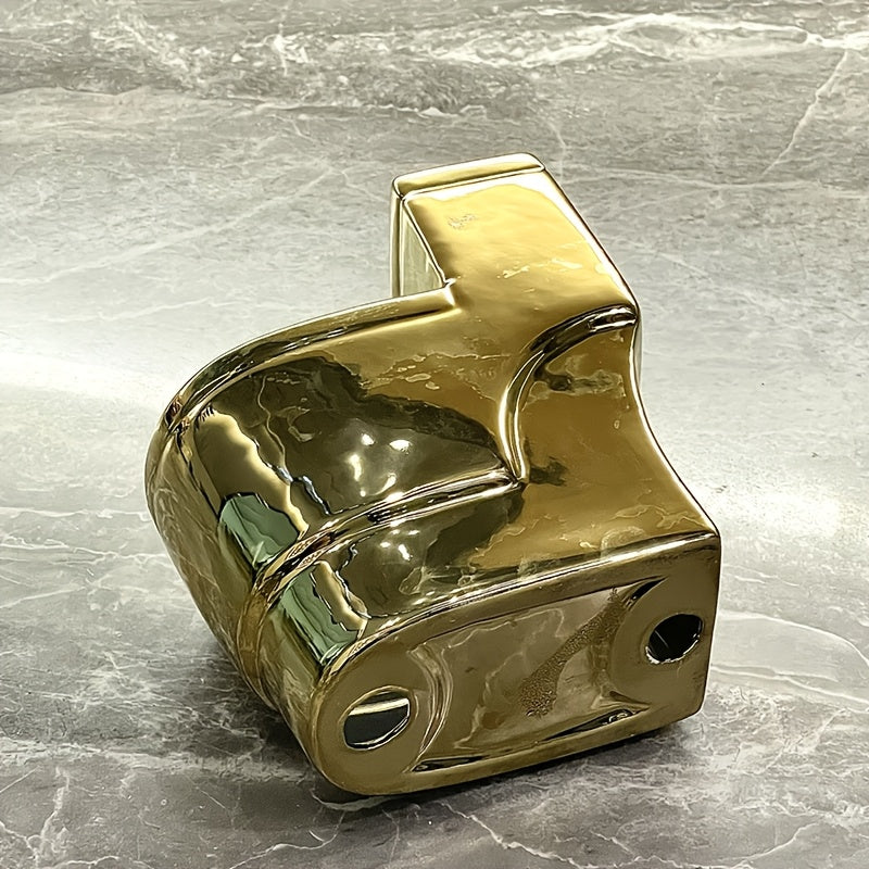 Quirky Mini Toilet Brush in Golden, a Stylish Cleaning Tool for The Bathroom