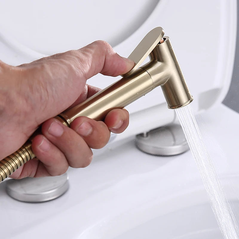 Solid Brass Handheld WC bidé pulverizador conjunto Acessórios Preto Bidé torneira para banheiro portátil Hand higiênico pulverizador chuveiro Jet Tap Auto limpeza Brushed Gold Chrome Polido