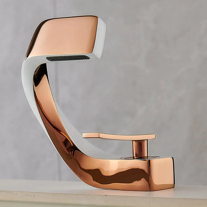 Elegant Black and Gold Basin Faucet - Aura Banho Exclusive