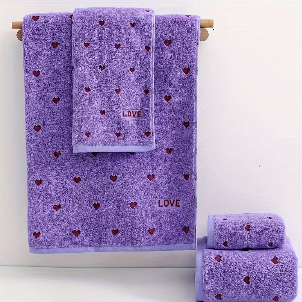 2pcs 1pc 34*75cm + 1pc 70*140cm Pure Valentine's Day Love Jacquard Towel Bath Towel Adult Couple Towel Bath Towel Valentine's Day Gift Towel Bath Towel Universal Home Daily Use Washcloth 35*75cm Towel 1pc and Beach Swimming Bath Towel 70*140cm Bath Towel 1pc
